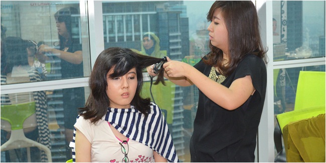 Hair do dan Make Up di Beauty Class Vemale bersama JMA dan Ever-E